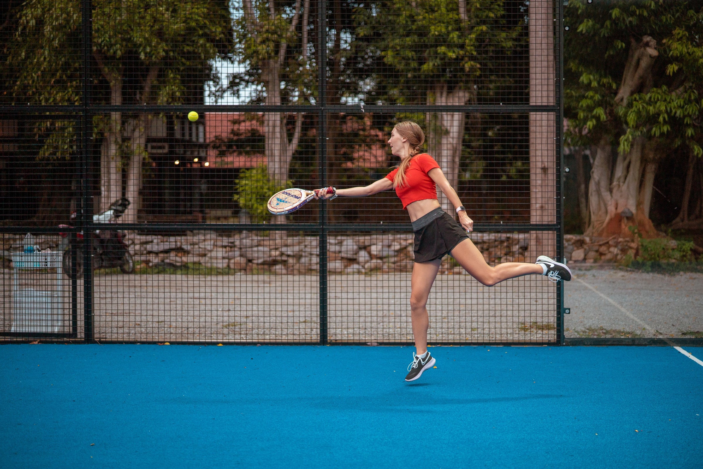 AXION - Racketnow.com