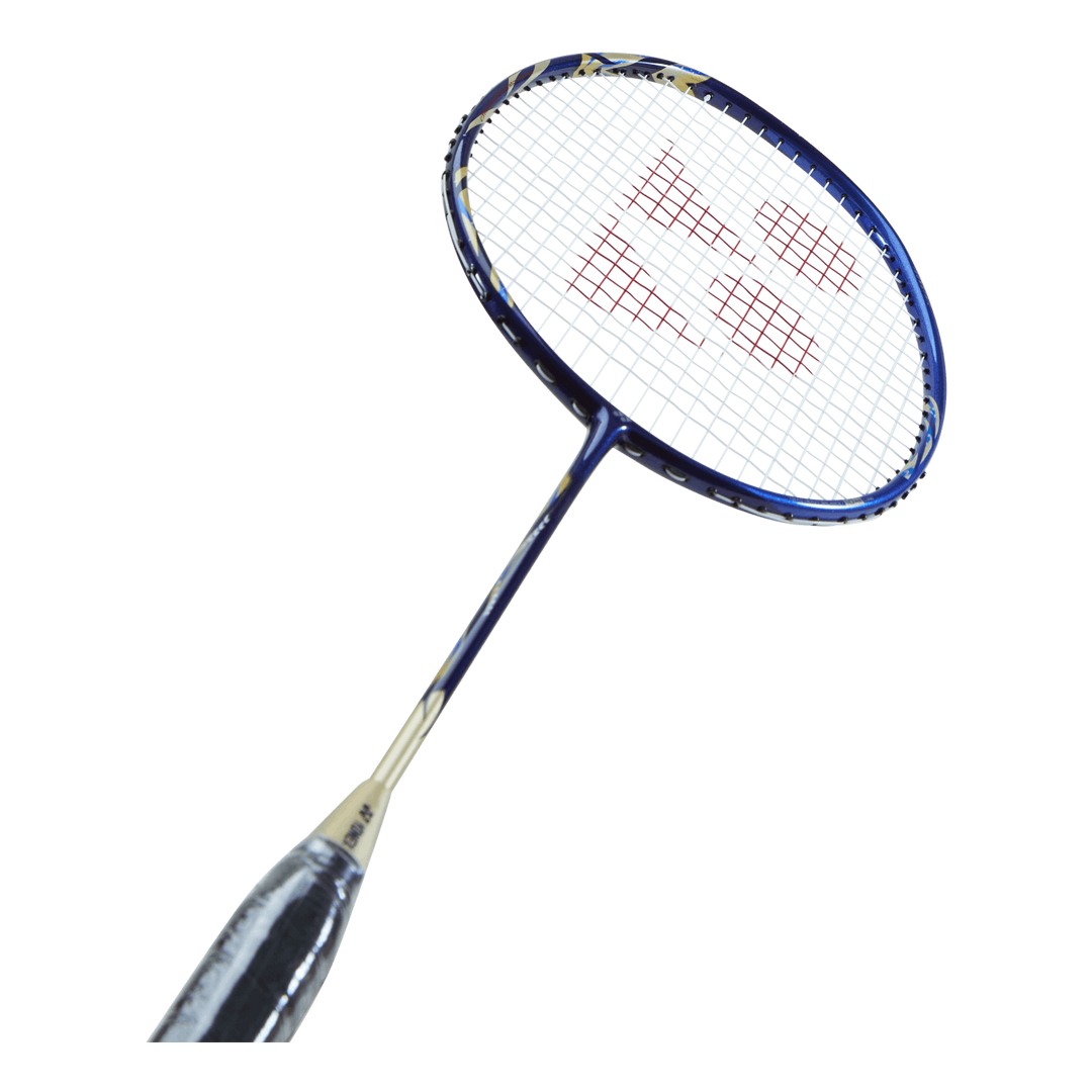 良い YONEX ASTROX 69 バドミントンラケット 美品】YONEX ASTROX 69 4UG5
