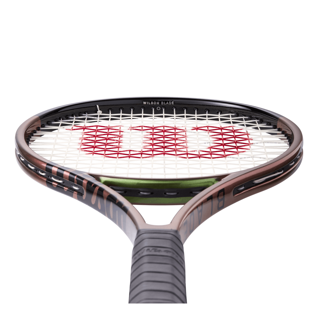 Wilson Blade 98 18x20 V8.0 – Racketnow.com