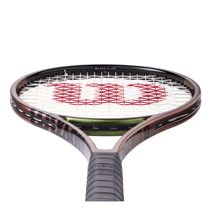 Wilson Blade 98 18x20 V8.0 – Racketnow.com